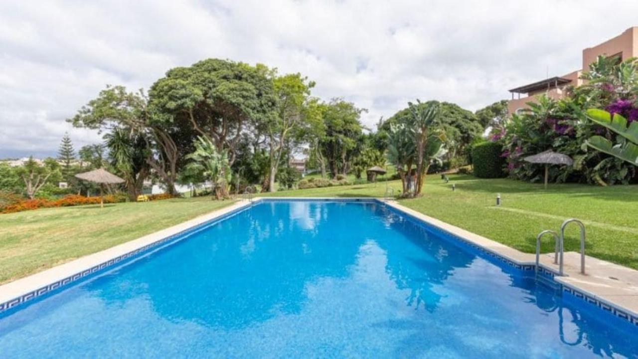 Apartamento Guadalmina Golf L マルベーリャ エクステリア 写真